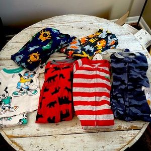 Lot of 2t pjs
